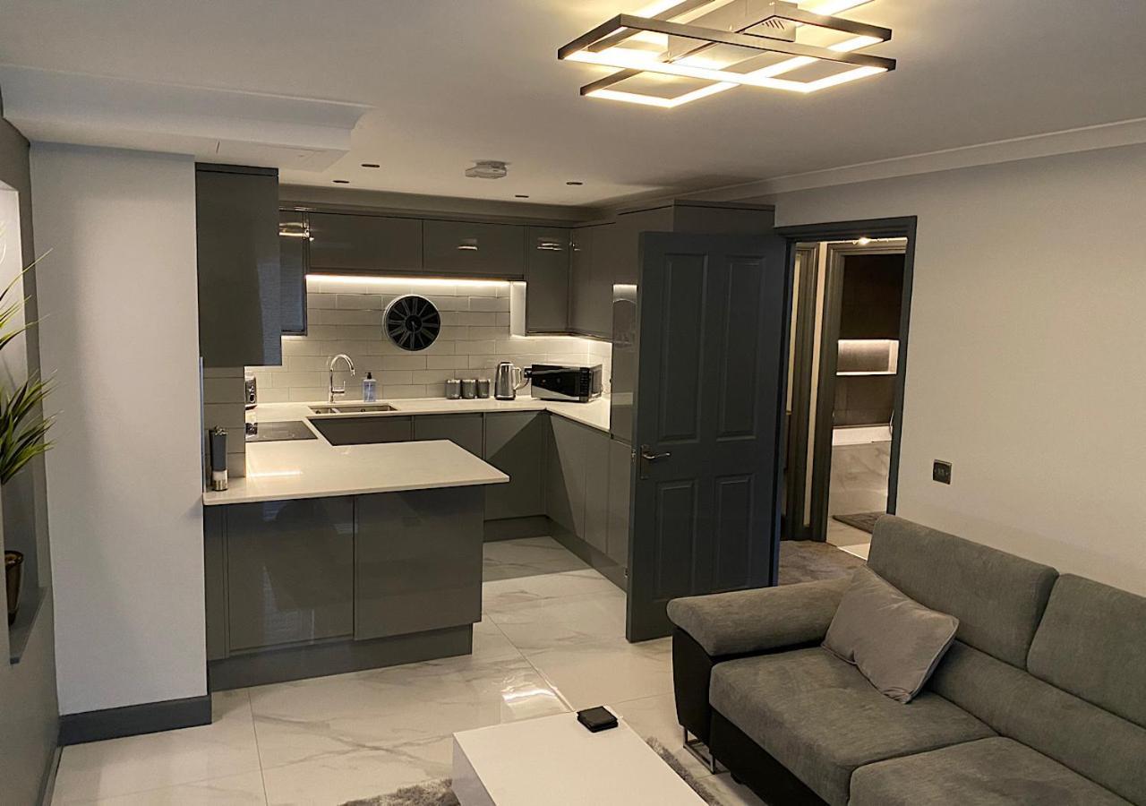 Beautiful Modern Cosy Central Apartment / Sleeps 4 Редінг Екстер'єр фото